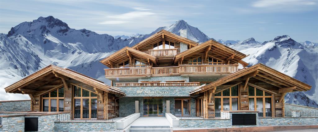Chalet Mathon Residences in the snow-covered mountains of Tyrol